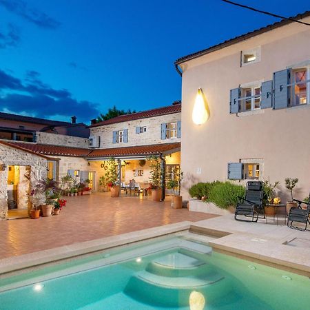 Amazing Home In Foli With Kitchen Esterno foto