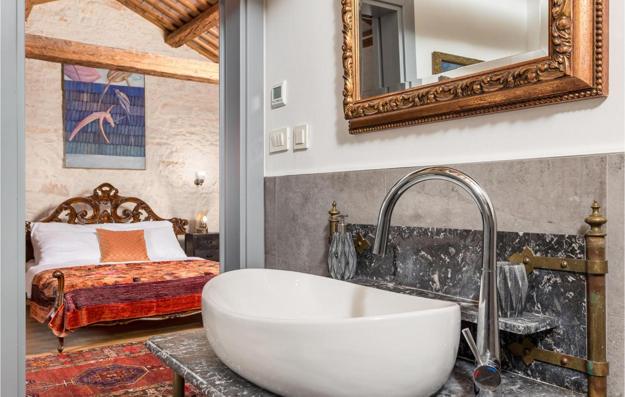 Amazing Home In Foli With Kitchen Esterno foto